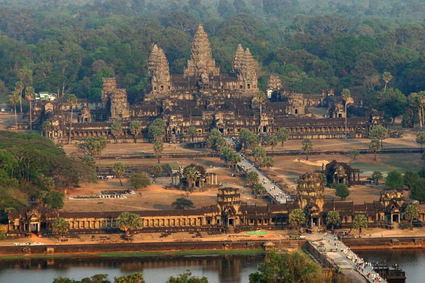 10 Largest Hindu Temples World - Pictures