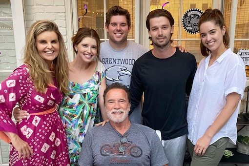 Schwarzenegger Family Reunites to Celebrate Arnold’s Birthday, Shares Pic on Instagram