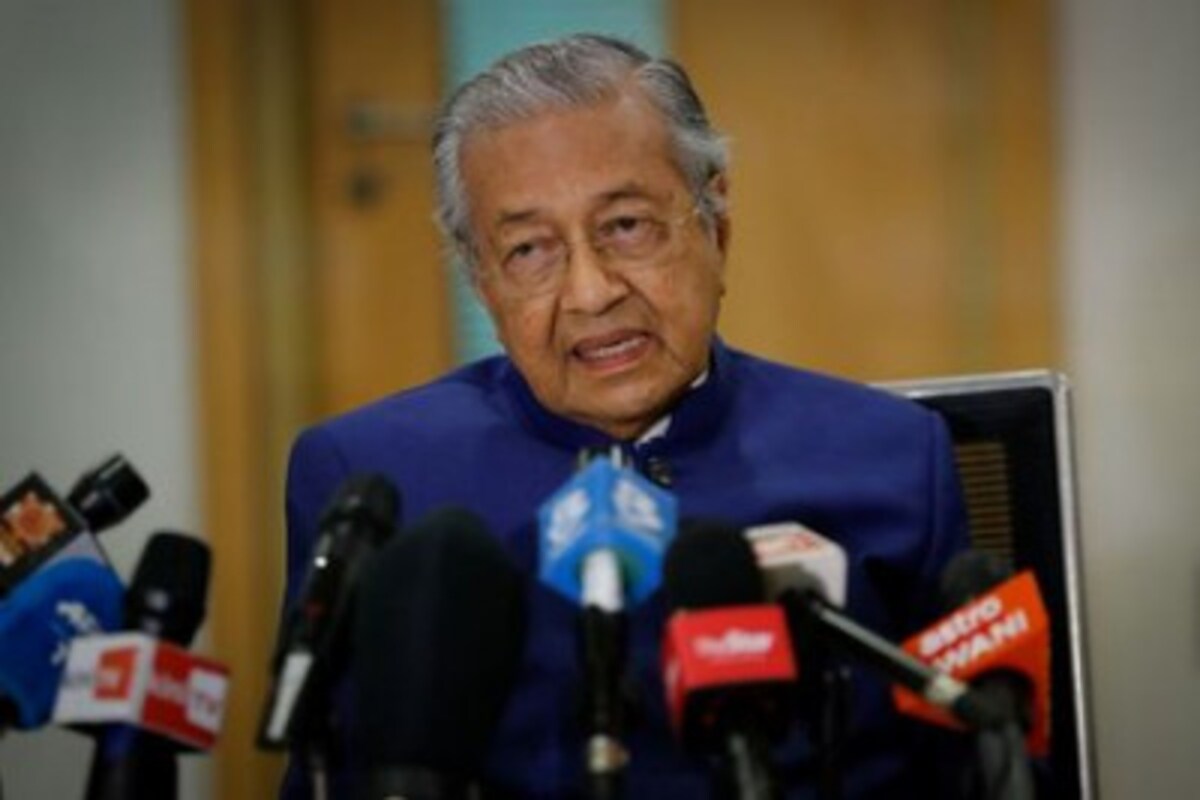 Former Malaysian PM Mahathir Says He Won't Apologise for 'Contentious' Kashmir Remarks