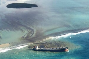 Mauritius Oil Spill in the Indian Ocean  - PHOTOS