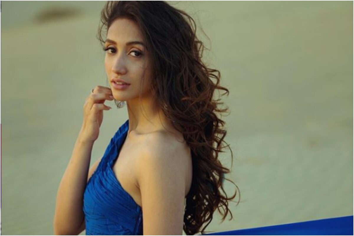 Shreya chaudhary height