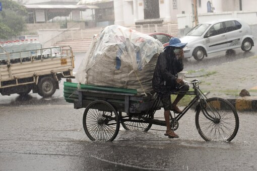 2 More Die In Rain Related Incidents In Odisha Downpour In Delhi Disrupts Normal Life