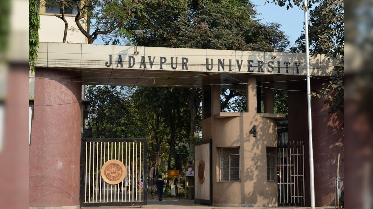 Jadavpur University Professor Faces Casteist Abuse Online for Opposing College Exams Amid Covid-19