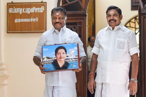 File photo of Tamil Nadu CM E Palaniswami (right) and deputy O Panneerselvam. 
