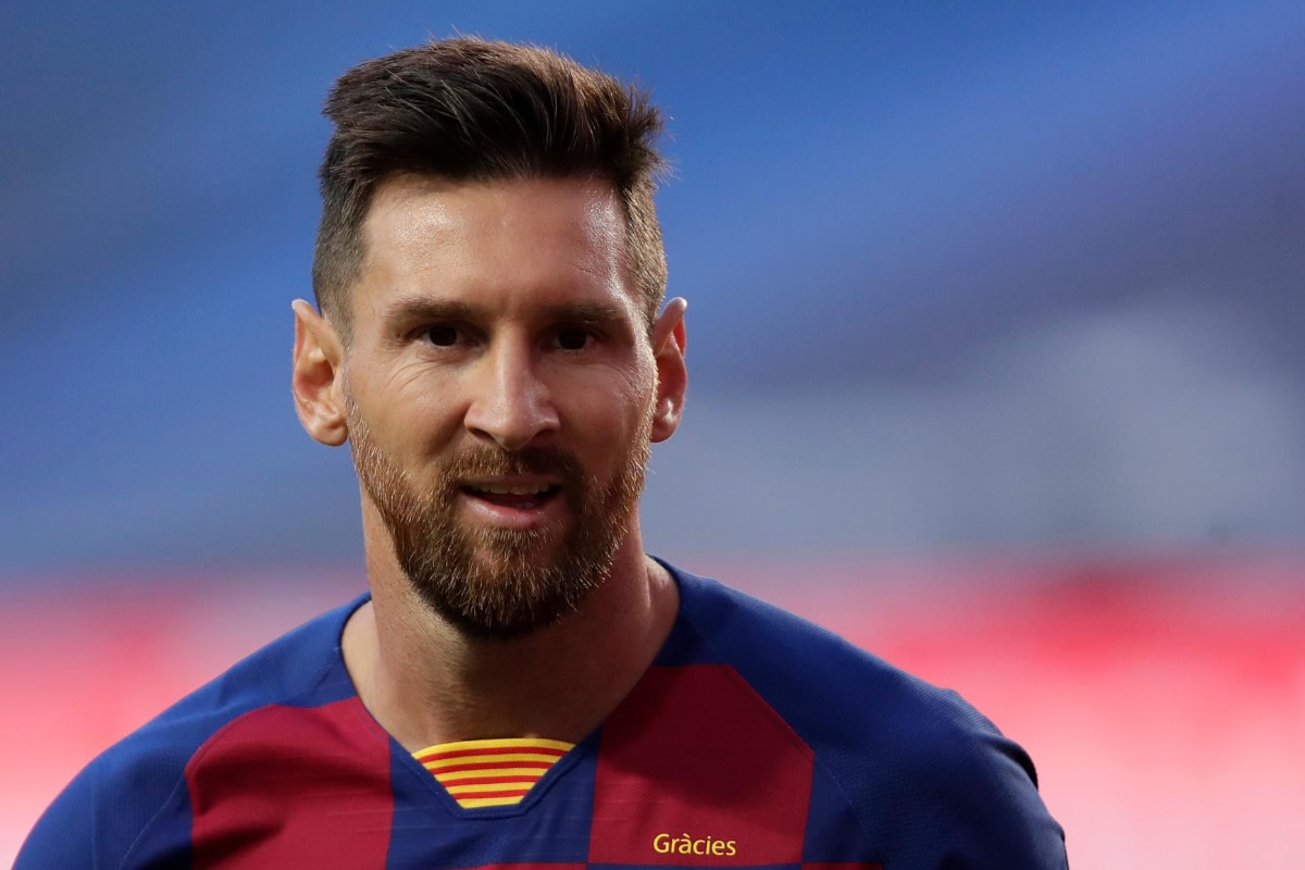 Lionel Messi makes fashion statement goes platinum blonde