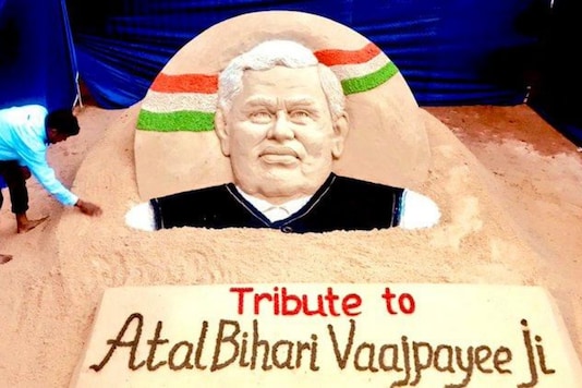 Sudarsan Pattnaik Shares Old Sand Portrait of Atal Bihari Vajpayee ...