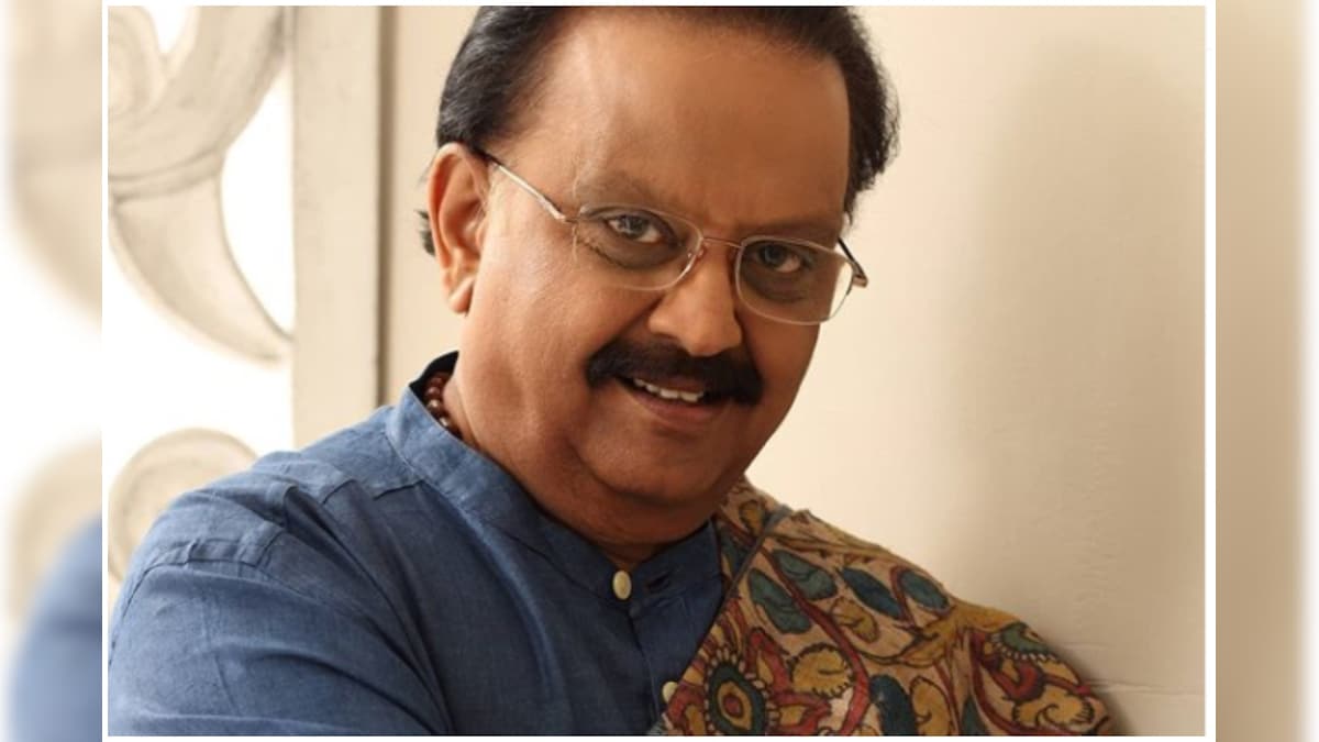 Singer SP Balasubrahmanyam Still on Ventilator and ECMO Support in ICU, Says Hospital