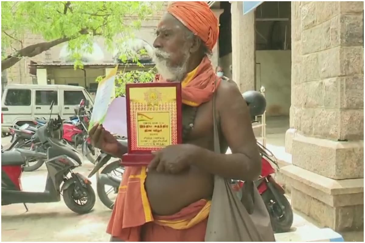 Read more about the article Tamil Nadu Alms Seeker Donates Rs 90,000 to State’s Covid-19 Aid Fund, Hailed as ‘Social Employee’
