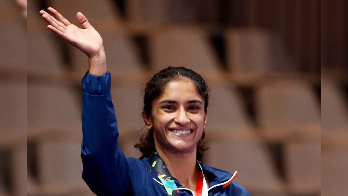 Vinesh Phogat Tests Positive for Coronavirus, Wrestler to Isolate at Home
