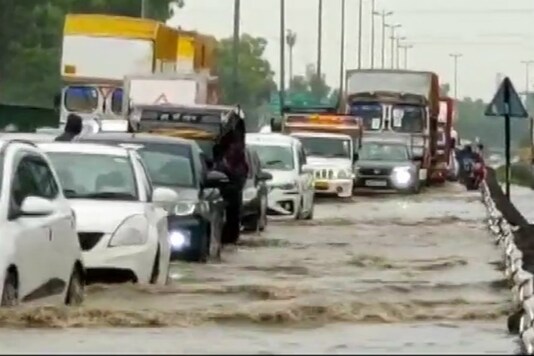 Waterlogged Delhi-Jaipur expressway 