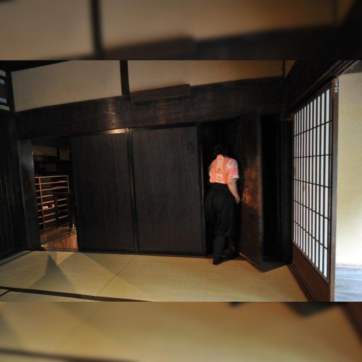 Thieves Steal A Million Yen From Japan S Historic Ninja Museum In Three Minutes
