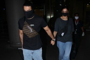 Ranveer Singh, Deepika Padukone Sync Up Their Airport Look, Twin in Denims