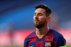 Lionel Messi’s Father Arrives In Barcelona To Discuss Son's Future