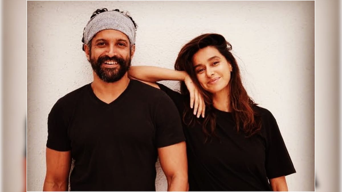 Farhan Akhtar’s Birthday Wish for Girlfriend Shibani Dandekar is All Things Love