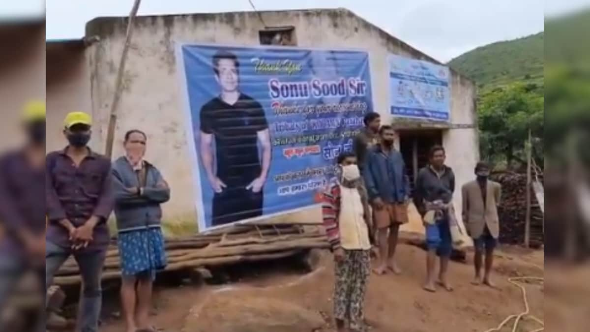 Self-reliant Tribals Put Up Posters to Thank Sonu Sood For Recognizing Their Efforts in Building Roads in AP