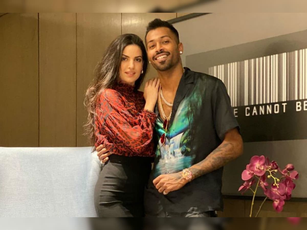 Hardik Pandya Shares Lovely Picture With Wife Natasa Stankovic
