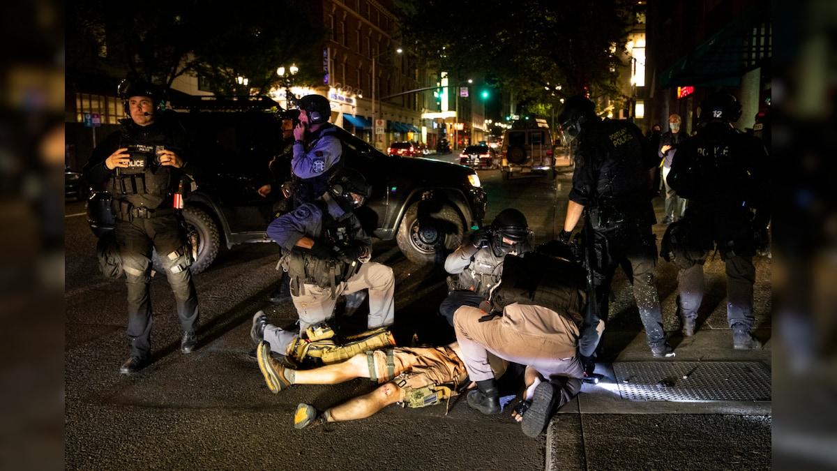 1 Killed as Donald Trump Supporters, Counter-protesters Clash in Portland