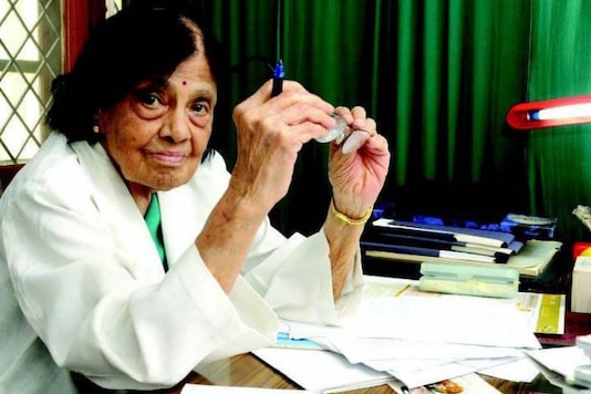 Dr S Padmavati India S First Female Cardiologist Passes Away Due To Covid 19 At 103