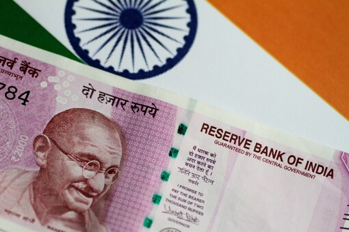 Happiness Index of India&#39;s Rich Falls by 13%, More than 6 Lakh New Middle  Class Households Emerge: Report