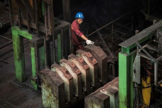China's factory deflation slows in July as recovery gains strength
