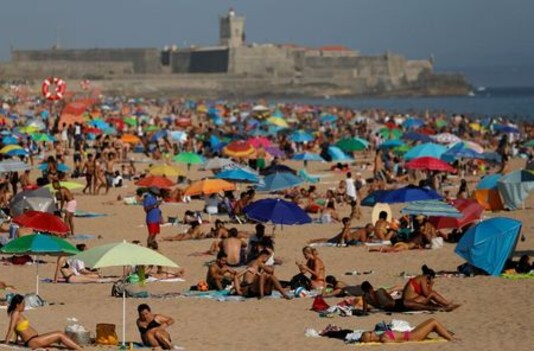 Portugal keeps Lisbon under stricter COVID curbs until end-August