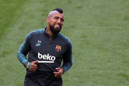 Barcelona still world beaters and not scared by assured Bayern, says Vidal