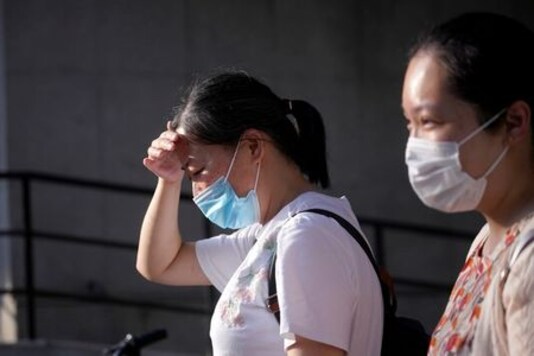 China's local COVID-19 cases fall as Xinjiang cluster recedes