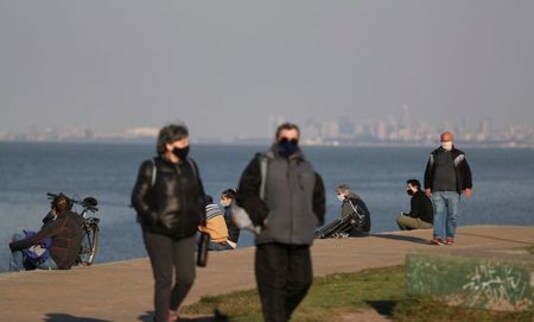 Argentina exceeds 300,000 coronavirus cases, 6,000 deaths - health ministry