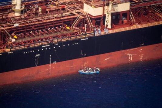 Maersk oil tanker caught at sea off Malta after rescuing 27 migrants