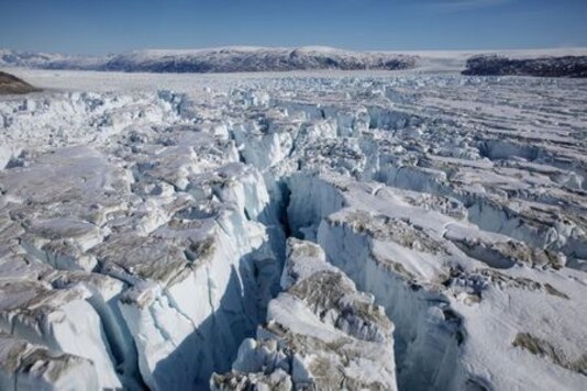 Greenland's ice sheet saw record mass loss in 2019, study finds