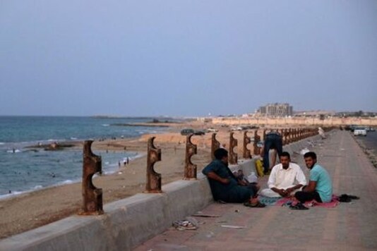 On Libya's front lines, Sirte is focus for regional rivalries