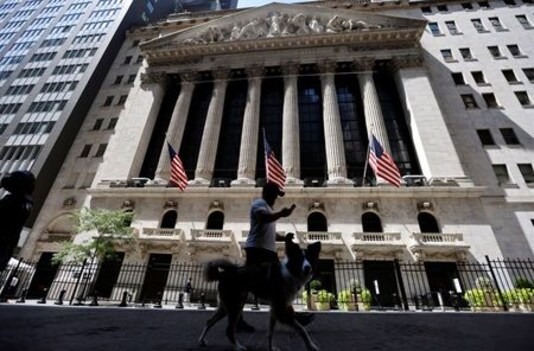 U.S. Big Tech Dominates Stock Market After Monster Rally, Leaving Investors On Edge