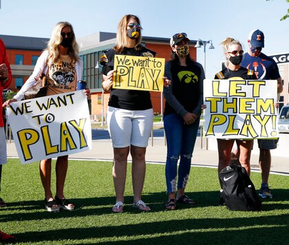 AP Source: Big Ten Working On Multiple Options For Football