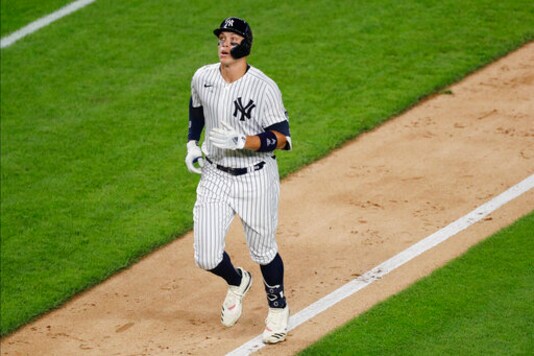 Yankees star Judge put on injured list with strained calf