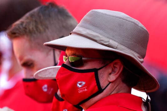 Chiefs Encouraging Fans Who Show Up To Keep Their Masks On