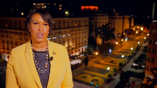 TV's unconventional night capped by raves for Michelle Obama