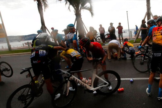 Crashes Mar Tour De France Opener In Stormy Nice