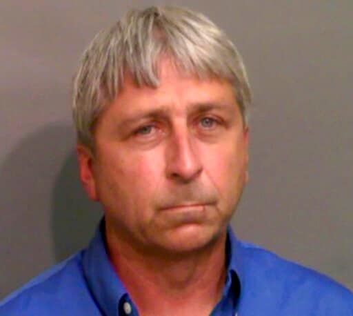 Father, son charges in Ahmaud Arbery slaying seeking bond