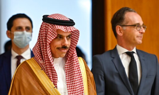 Saudi Arabia cautiously welcomes UAE, Israel normalization