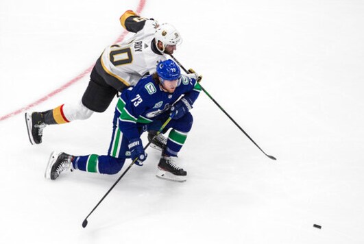 Lehner Gets Another Shutout, Golden Knights Beat Canucks 3-0