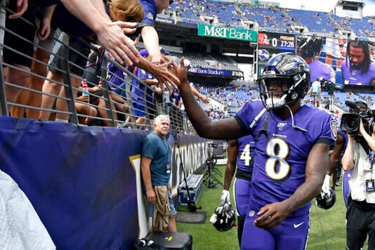 NFL Teams Adjusting From 80,000 Die-hards To 80 Decibels
