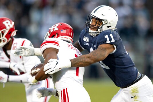 As college leaders meet, football players push to play