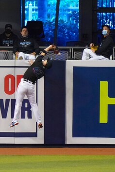Adames Hits Grand Slam, Surging Rays Beat Marlins For Sweep