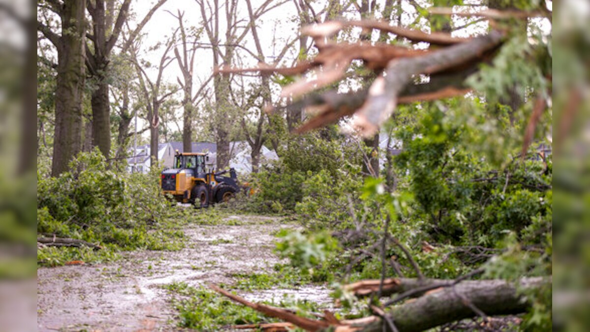 Hundreds of thousands without power days after Midwest storm - News18