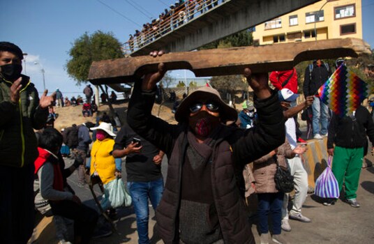 Bolivia's political crisis threatens hospitals and patients