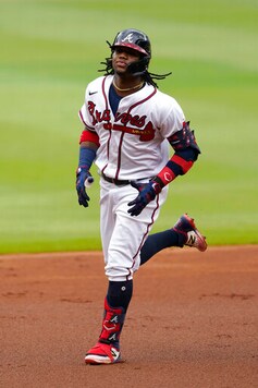 Anderson Dazzles In Debut, Braves End Cole Streak, Top Yanks