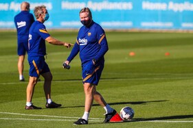 Barcelona Start Training Under New Boss Ronald Koeman, Sans Lionel Messi