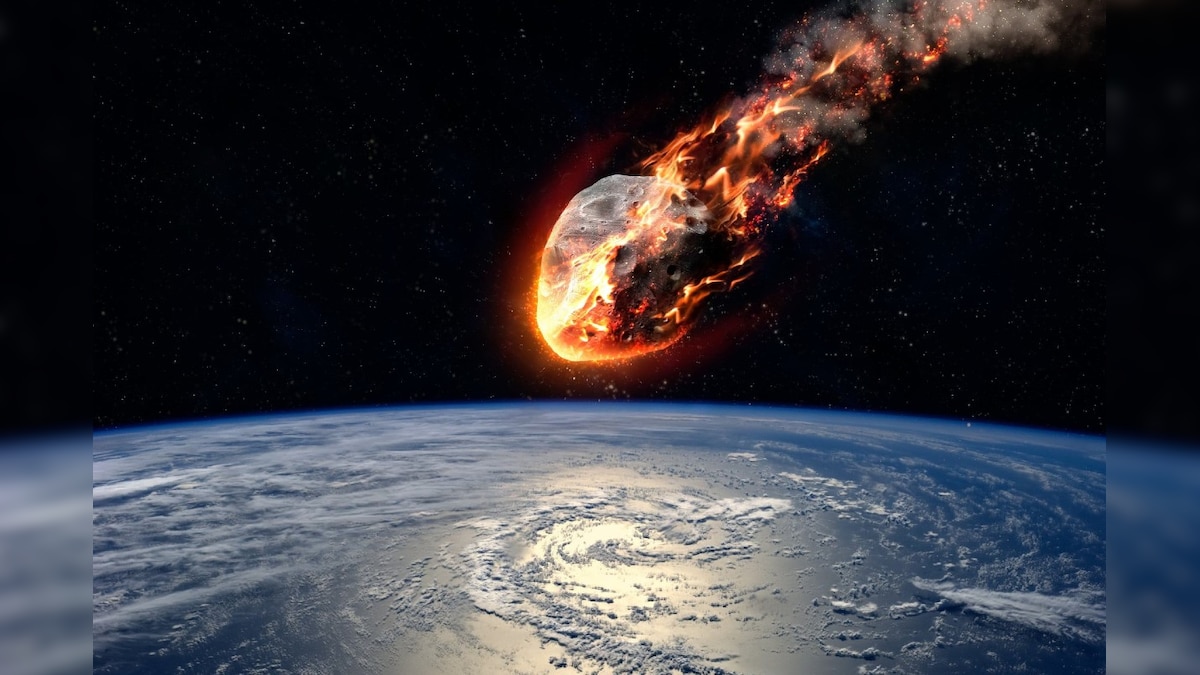 Asteroid That Blew up in Earth's Atmosphere in 2008 Was From a Much Bigger Rock That Contained Water