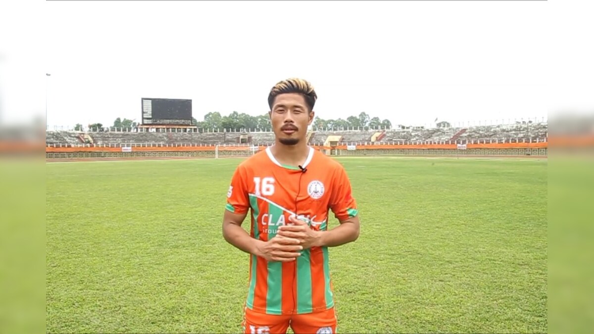 Mohammedan Sporting Rope in Former Neroca FC Forward Subhash Singh