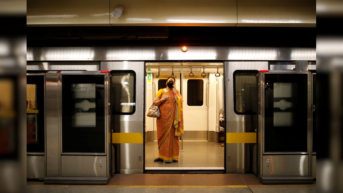 Delhi Metro Witnesses Rise in Ridership on Day 2 as Over 8,000 Take Yellow Line in the Morning